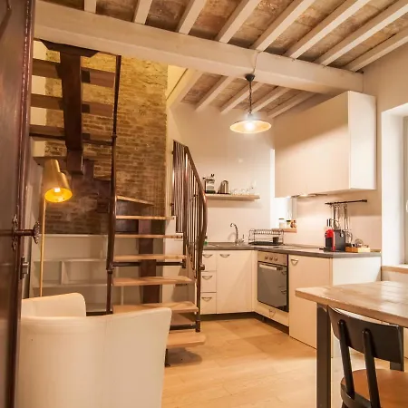 Umbrian Concierge - La Corte Del Grillo