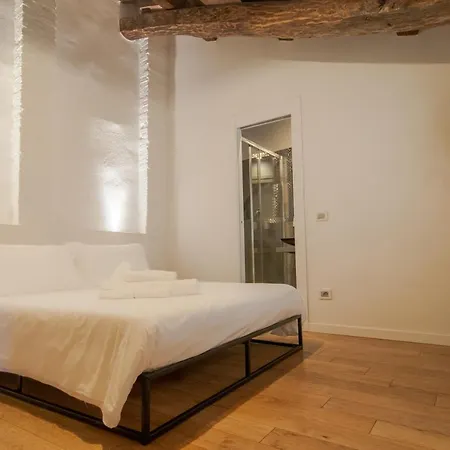 Umbrian Concierge - La Corte Del Grillo 3*