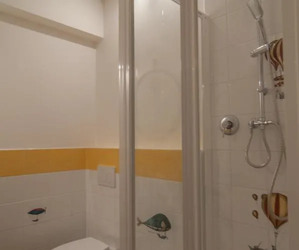 Umbrian Concierge - La Corte Del Grillo 3*