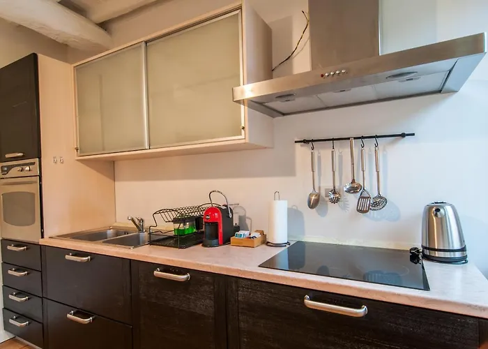 Umbrian Concierge - La Corte Del Grillo 3*